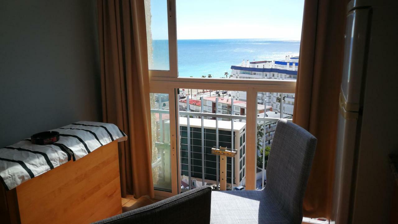 Benalmadena ,Apartamento-Estudio Primera Linea De Playa Bagian luar foto